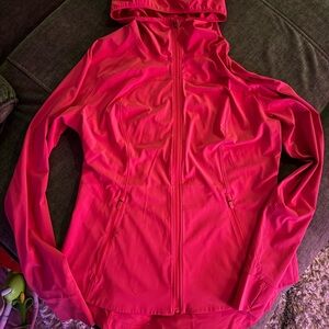 Lululemon mist over windbreaker 12